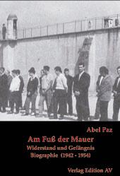 Am Fuß der Mauer